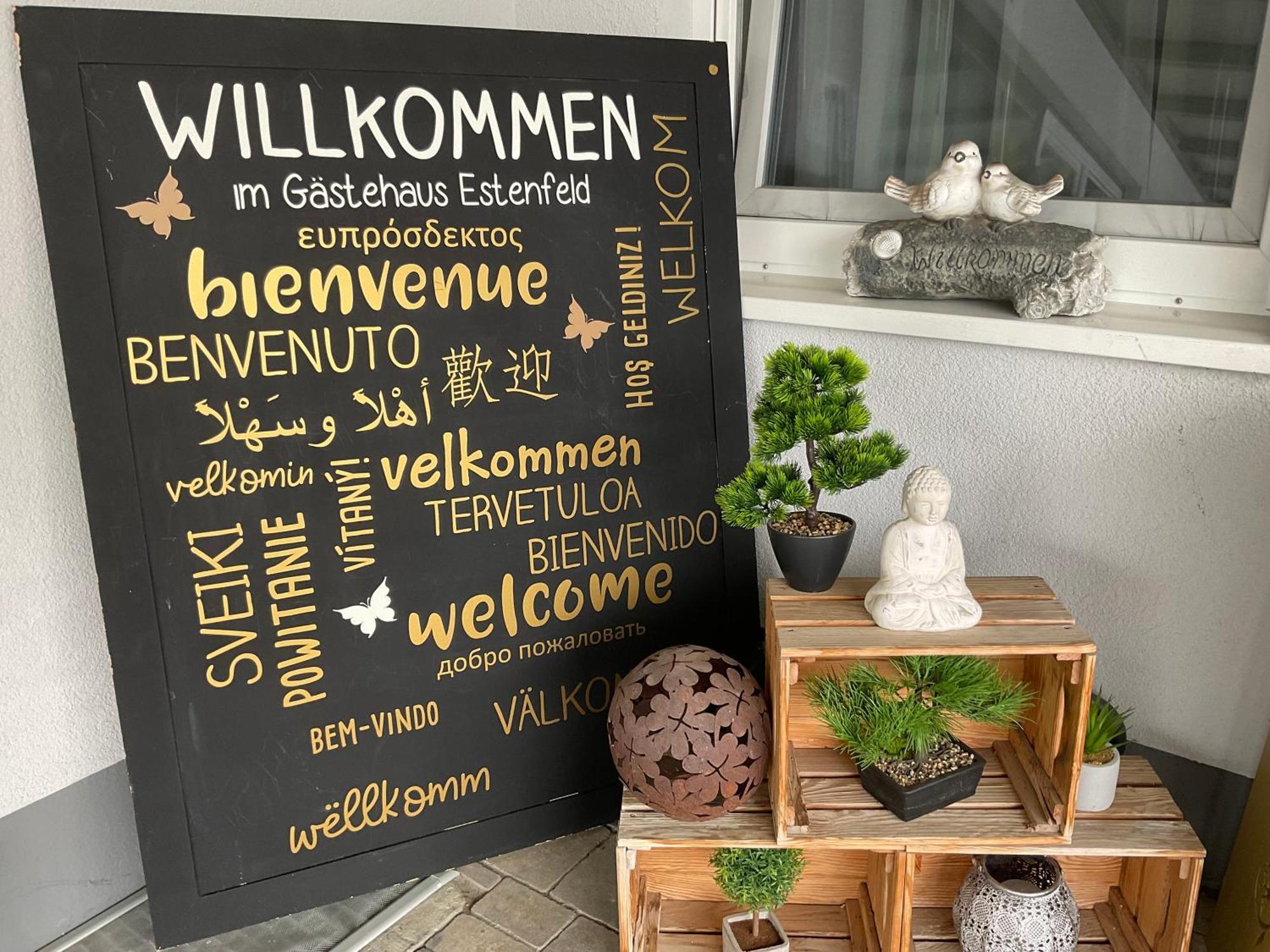 Gaestehaus Wuerzburg 24h * Estenfeld