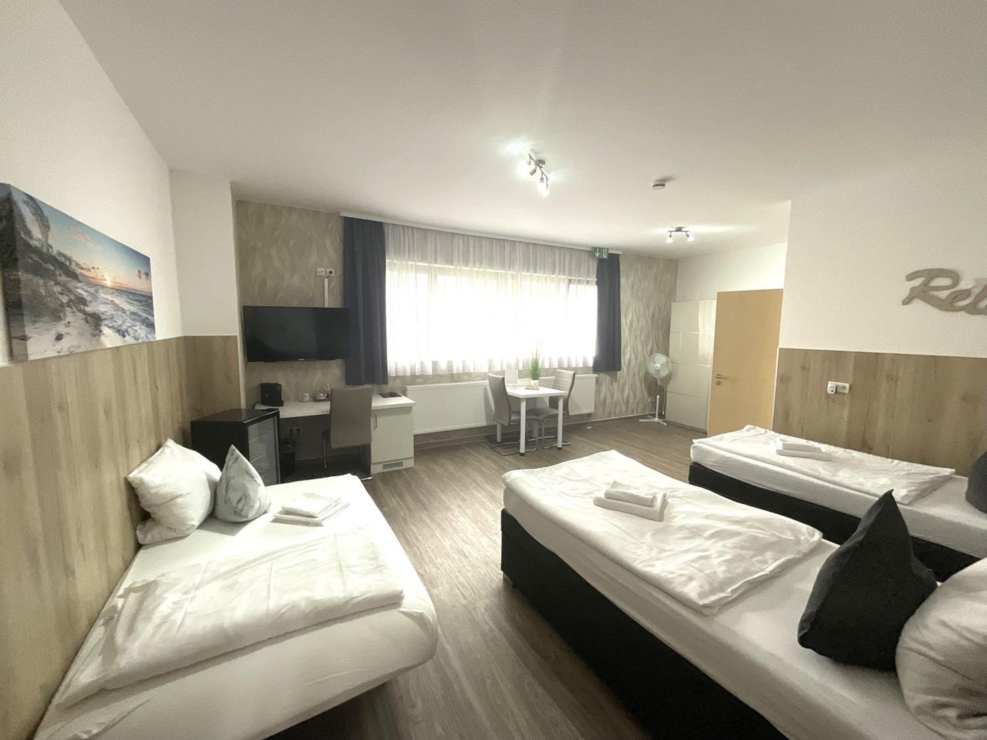 Guest house Gaestehaus Wuerzburg 24h Estenfeld
