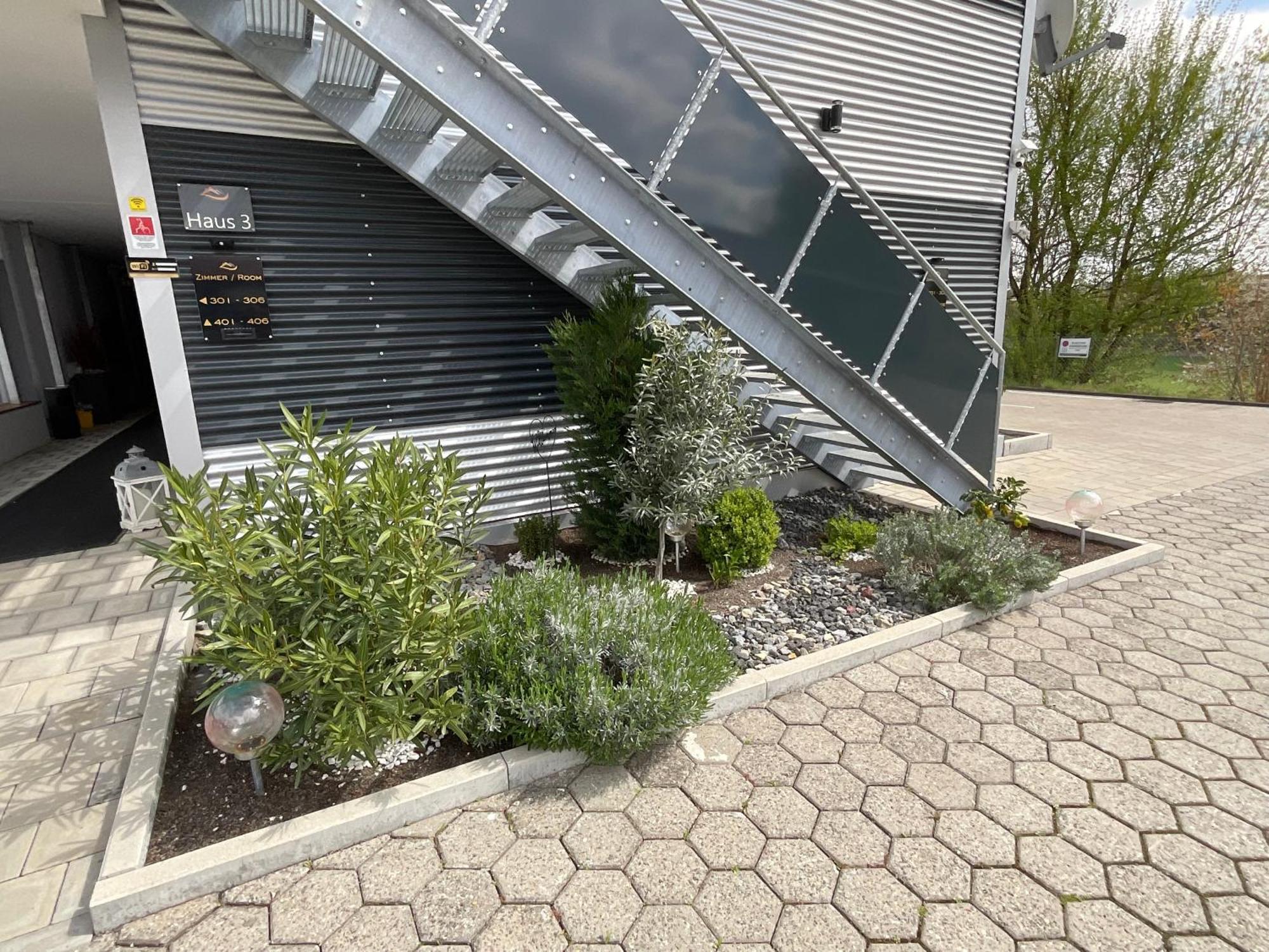 Gaestehaus Wuerzburg 24h Guest house *