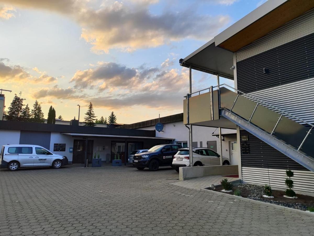 Gasthuis Gaestehaus Wuerzburg 24h *